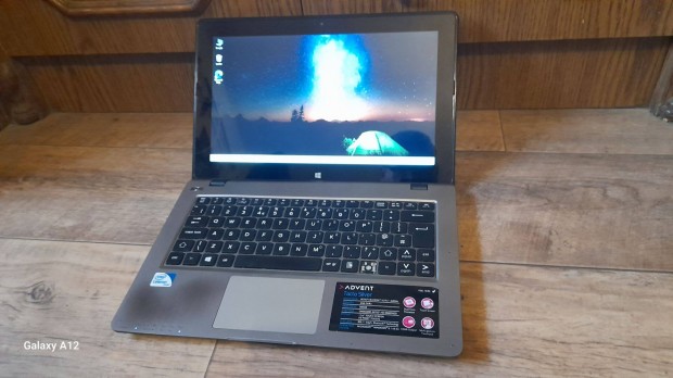 11.6"-os rintkijelzs laptop elad