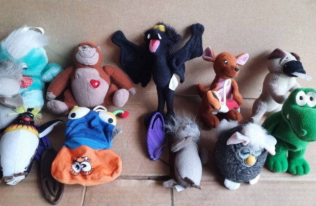 11 darab McDonald's plüss figura eladó