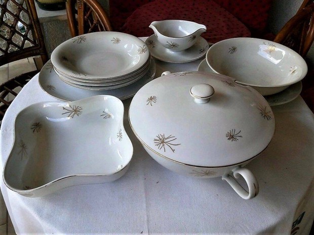 11 db.-os antik Bohemia porcelán tálalókészlet fehér-arany