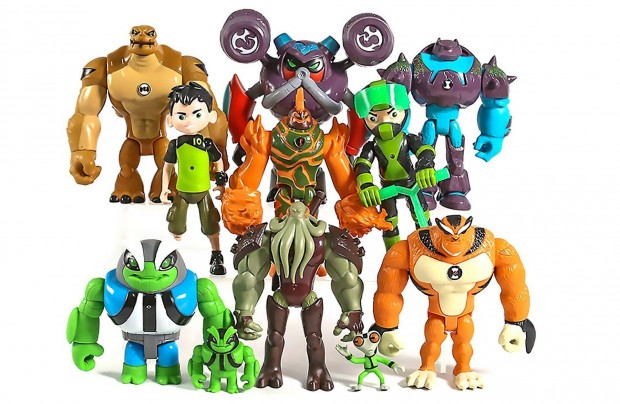 11 db-os Ben10 figura szett