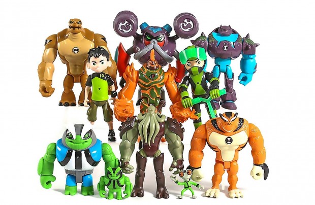 11 db-os Ben10 figura szett