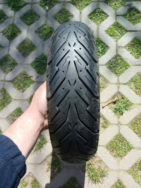120/70-12 Pirelli Angel Scooter robogó motorgumi 2017.évj. 90%