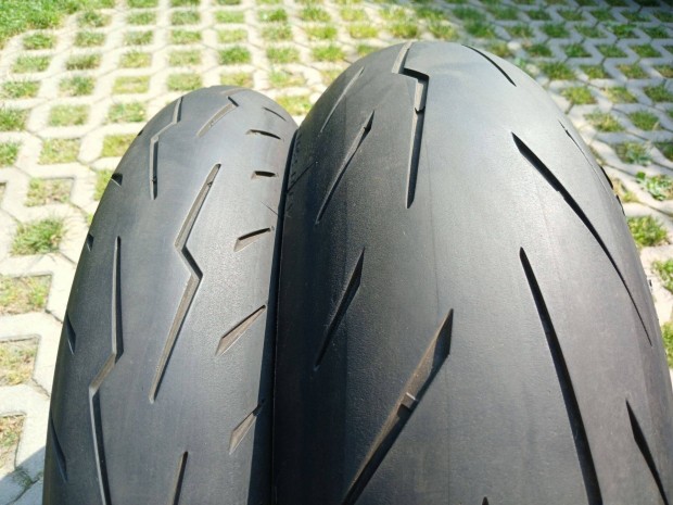 120/70-17 & 190/55-17 Pirelli Diablorosso IV. sport motorgumi pár 2021