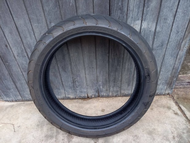 120/70/17 pirelli angel st els� gumi (2023-as)