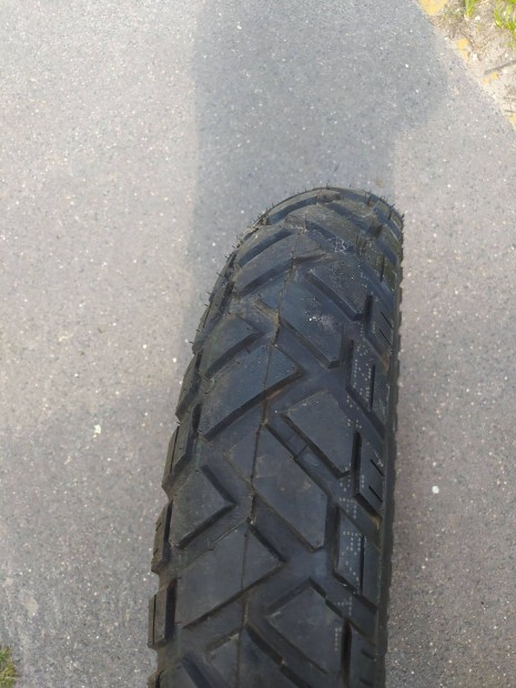 120/90R17 Enduro motorgumi Új!