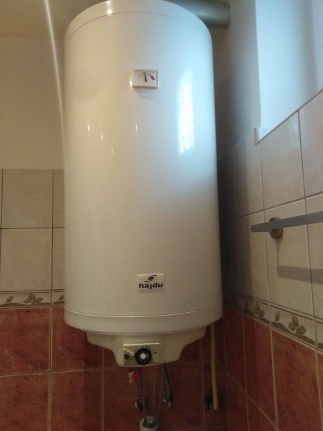 120 L kéménynélküli bojler Hajdú
