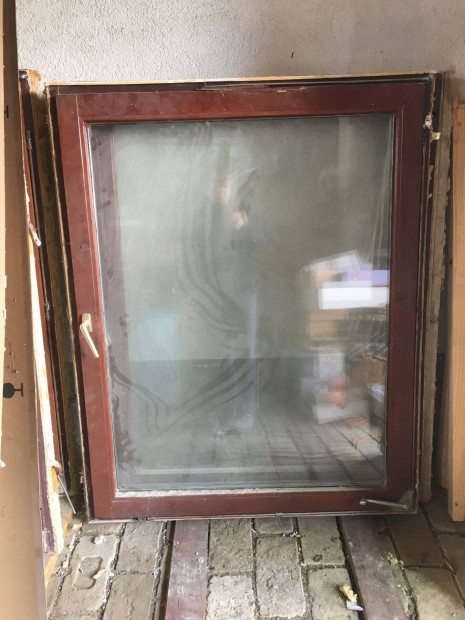 120 X 150 Bajai bontott ablak hszigetel veggel