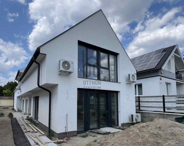 120 nm-es h�z elad� F�t