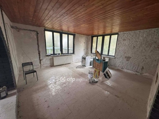 120 nm-es h�z elad� Szigethalom