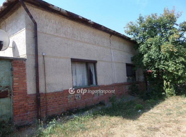120 nm-es ház kiadó Kunszentmárton #4735536