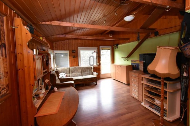 120 nm-es lak�s elad� Nagykanizsa