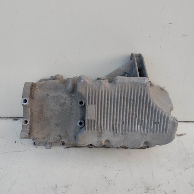 121024 Alfa Romeo 147 2000-2010 1,6 16v Benzin 105Le Olajtekn