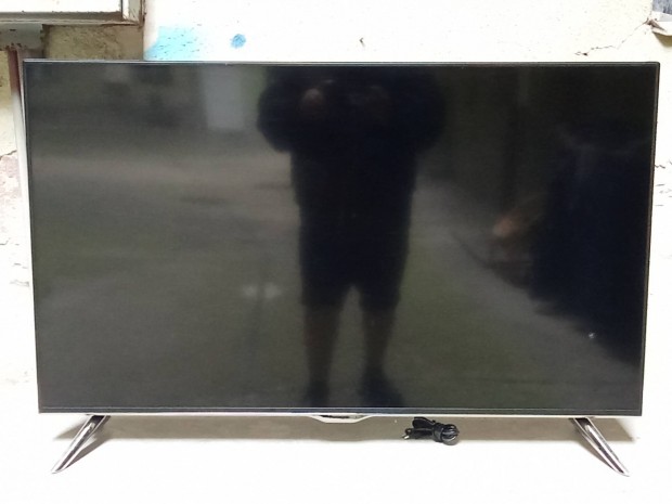 121centis uhd4k smart tv elad.