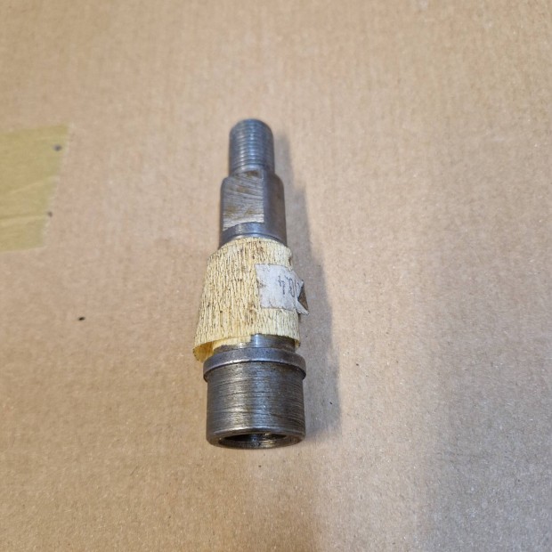 125-150 TS MZ hts lnckerk tengely (ddr/j)