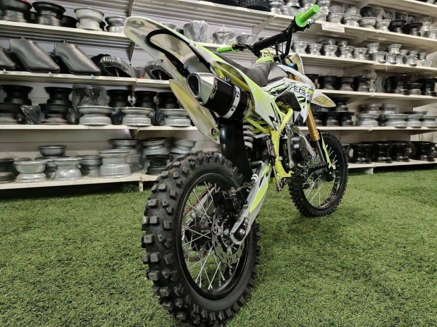 125cc dirt bike , pitbike , cross motor és gyerek quad ok zöld
