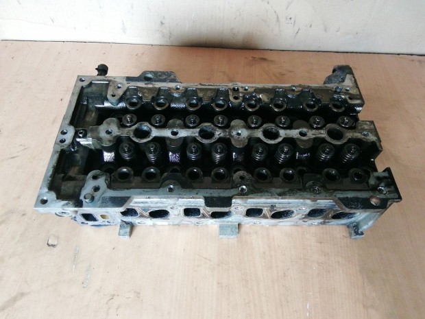 126543 Fiat Linea 1,3 16v Diesel hengerfej, szelepekkel 55231550
