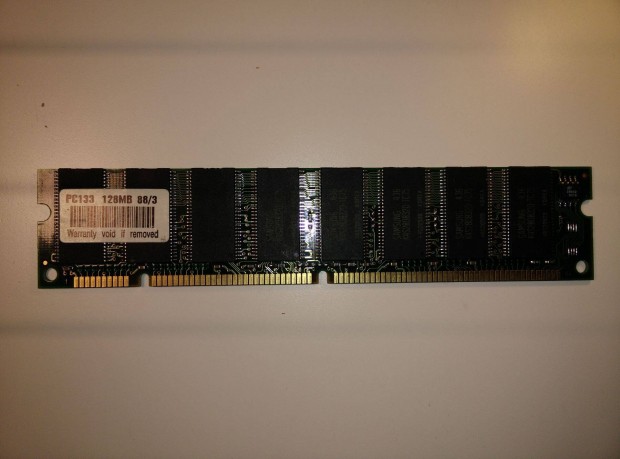 128 MB Samsung PC133 SDRAM tesztelt retro memria