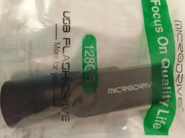 128gb pendrive. A-C . csatlakozás