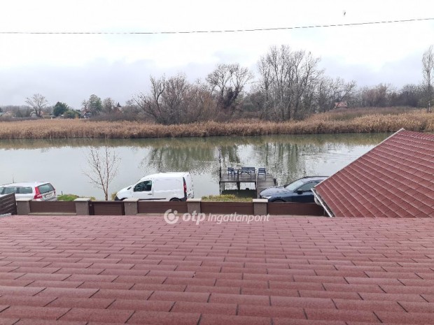 129 nm-es h�z elad� Dunaharaszti