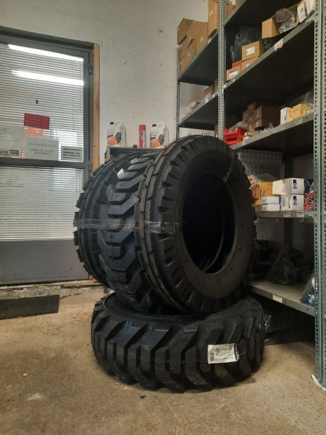 12.5/80-18 14PR Beefy Baby Galaxy TL Kistrac Kft