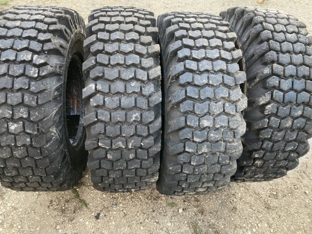 12.5 80 r18 bkt tr461 mez�gazdas�gi gumi