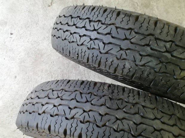 12"-os gumiabroncs