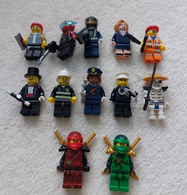 12 db Lego minifigura vegyesen elad!(Ninjago,City)