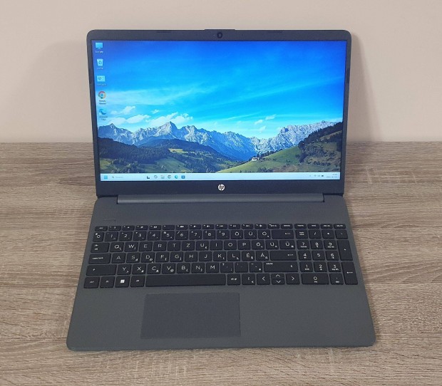 12 gen hatmagos HP Intel Core i3-1215U laptop 8GB DDR4 256GB Nvme W11