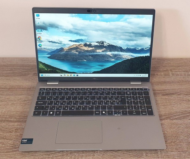 12 magos Dell Latitude 5550 Intel Core Ultra 7 155U 64GB DDR5 laptop