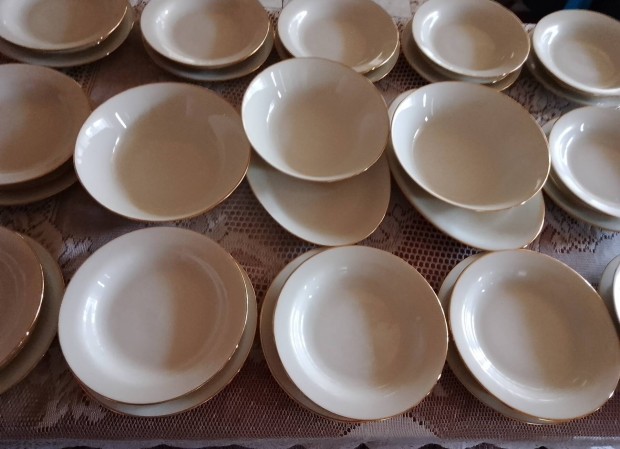 12 szemlyes porceln tkszlet 