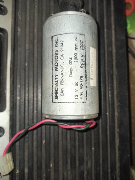 12 v dc 1000 rpm villanymotor