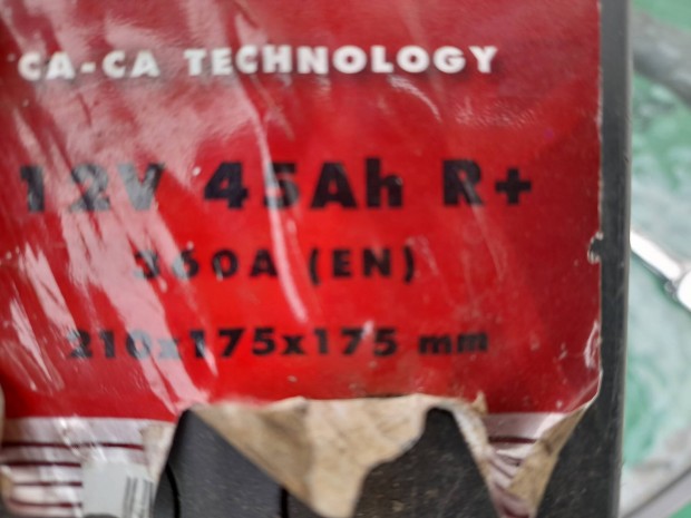 12v akkumultor elad 