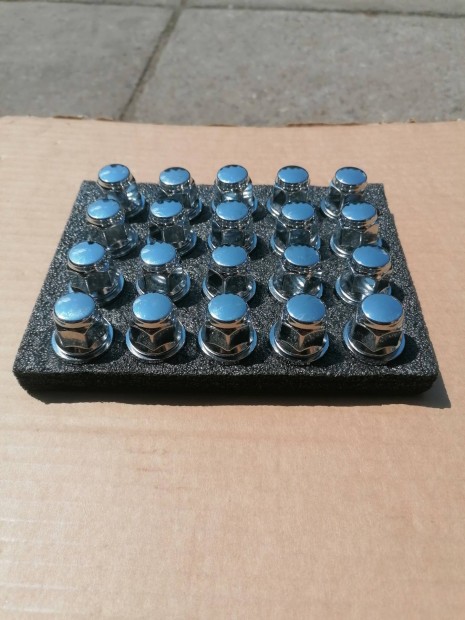 12x1,5-s Toyota Alufelni csavar /j /