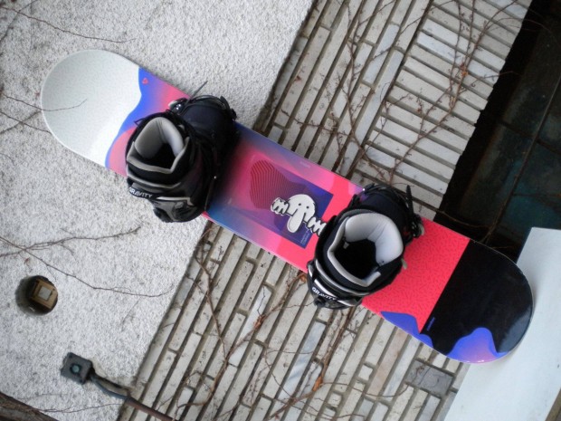 130-as Gravity snowboard deszka ktssel, 39.5 Gravity snowboard cip