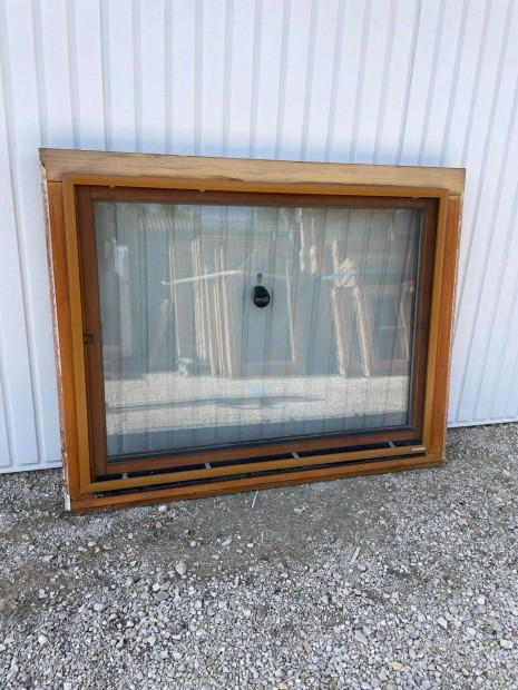130x104 bontott fa ablak hszigetelt veggel fix alu sznyoghlval