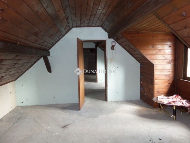 132 nm-es h�z elad� M�nfa