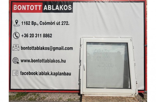 133x136 cm méretű bontott műanyag egyszárnyas bukó-nyíló ablak