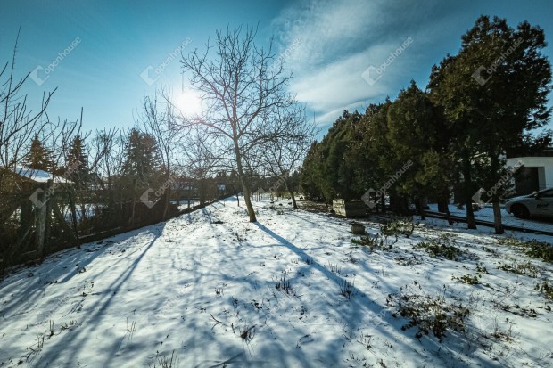 1343 nm-es telek elad� Hegyeshalom