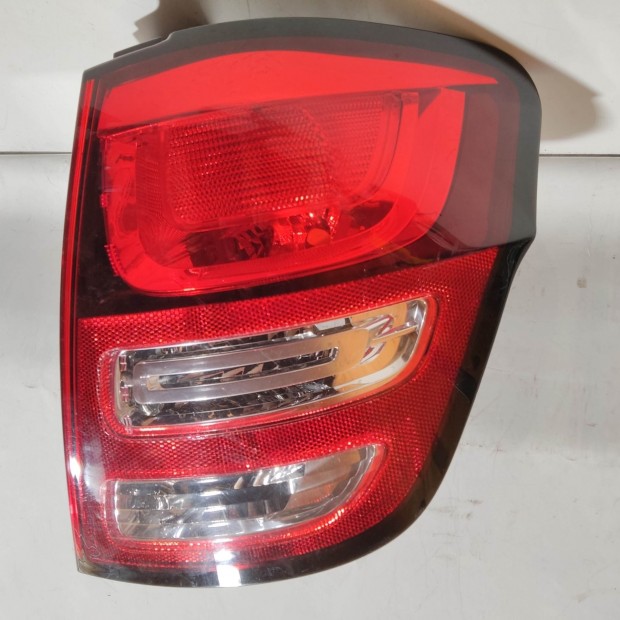 138819 Citroen C3 2010-2013 jobb hátsó külső lámpa, izzófoglalat