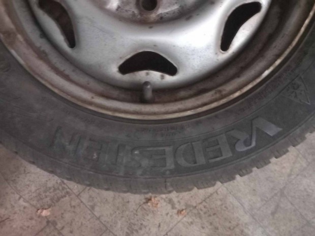 13" vredestein tligumi suzuki swift lemezfelnin