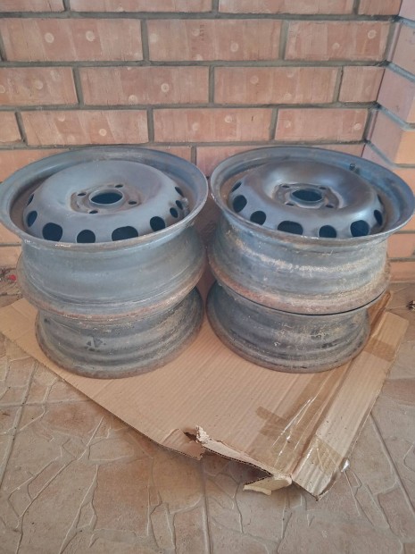 13 collos Opel felni gar. 4x100, KF 57, ET 48 elad, padkzsmentes