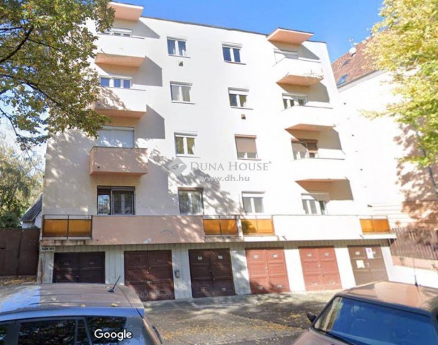 13 nm-es garázs eladó Debrecen #4943679