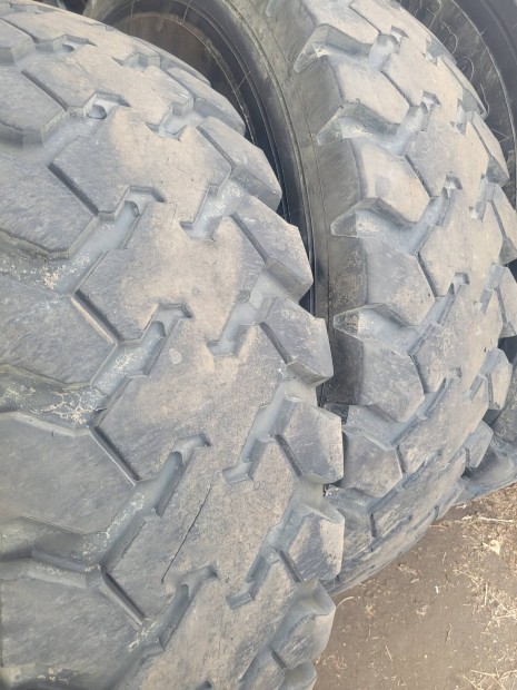 1400-20 Continental HCS