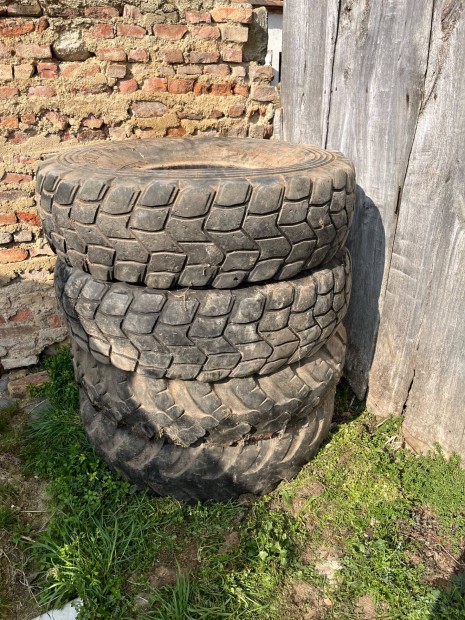 1400x20 gumik elad�k