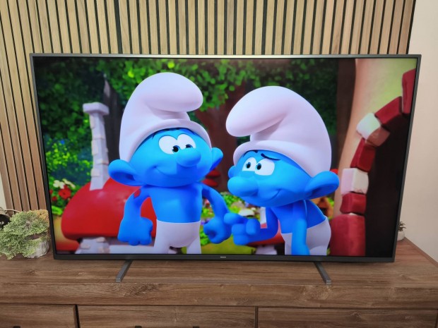 140CM 4K SMART WIFI LED TV. 3 Oldalas Ambilight LED Világítással!