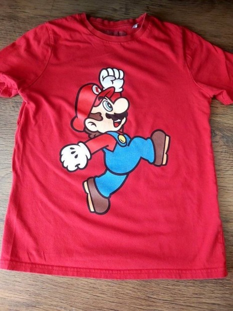 140-es Super Mario pl