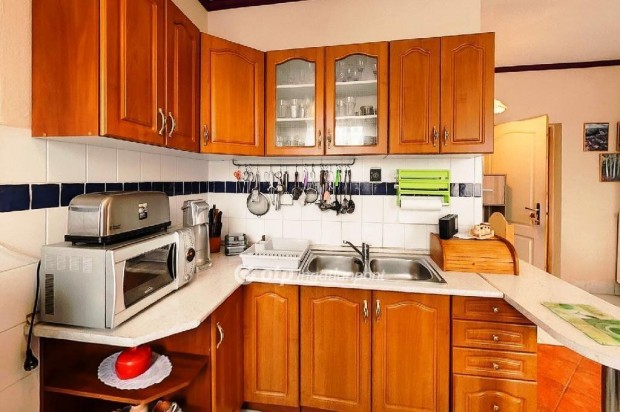 140 nm-es h�z elad� �rd