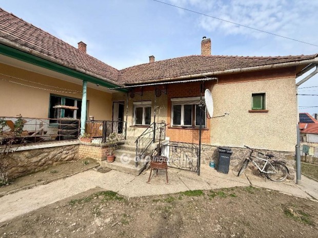 140 nm-es h�z elad� Hidas