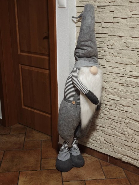 140cm magas manó