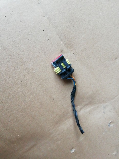 143814 Alfa Romeo Giulietta 2010-2020 bal hátsó lámpa elektromos
